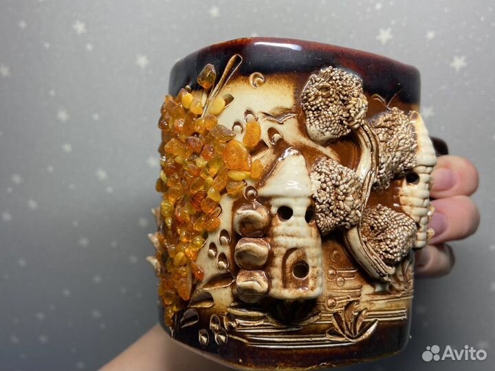 Кружка с янтарем