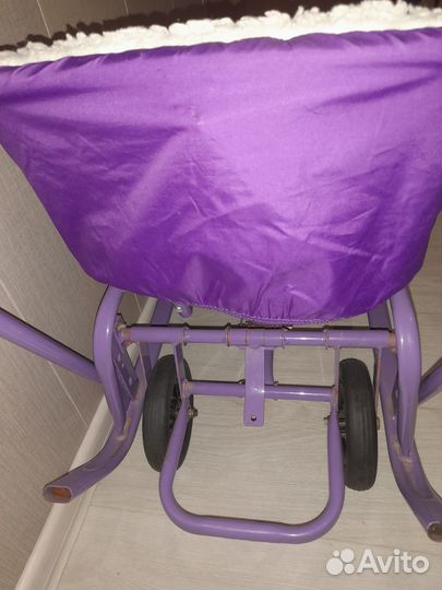 Детские санки на колесах