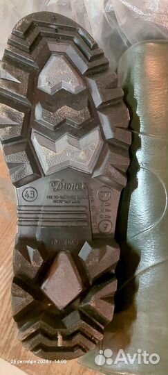 Сапоги болотники новые