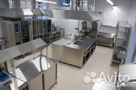 Стеллажи Б/У, ванны, столы производственные