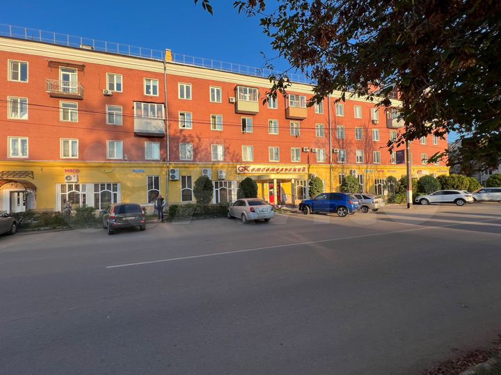 Торговая площадь, 250 м²