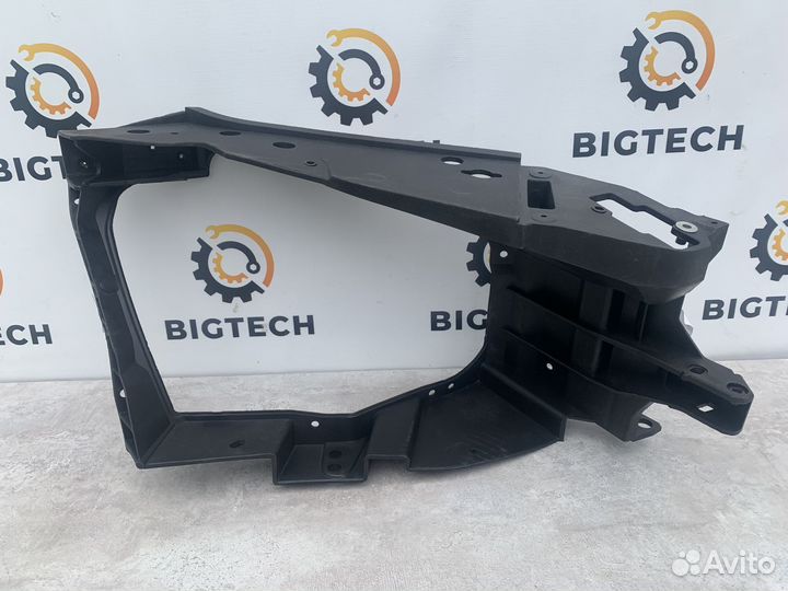 Рамка фары правая Mercedes W222 A2226200291