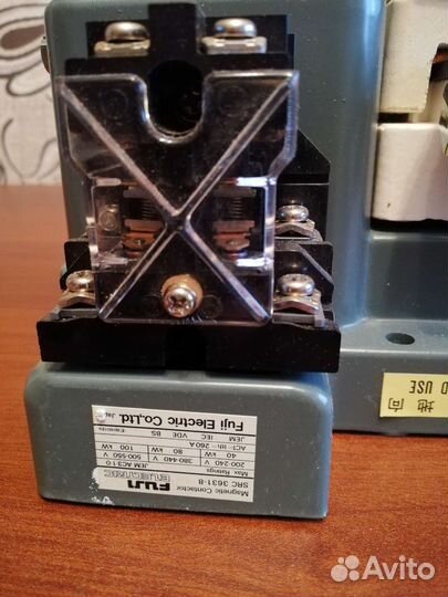 Контактор Fuji Electric Japan SRC 3631-8 260-450