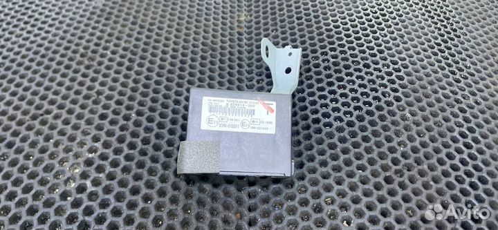 Блок иммобилайзера Toyota Verso (2009 - 2013)