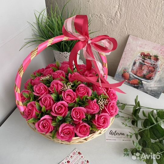 Букеты и корзины из мыльных роз