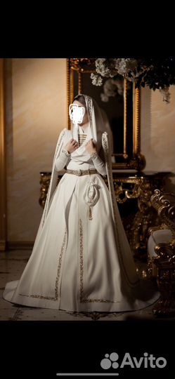 Национальное свадебное платье