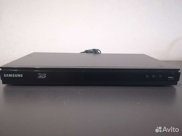 Blue ray плеер Samsung с функцией Smart TV