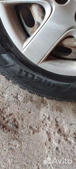 Комплект зимних колес r15