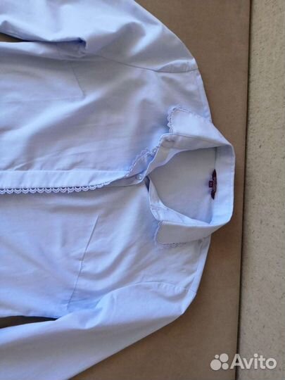 Блуза школьная в отличном состоянии
