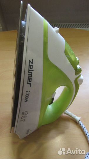 Утюг Zelmer 28Z019