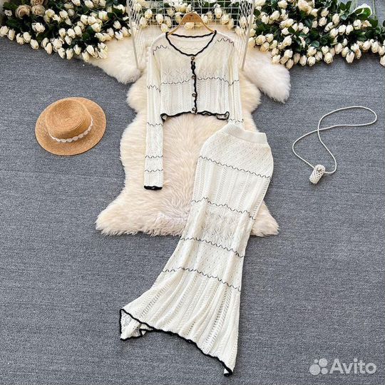 Костюм женский