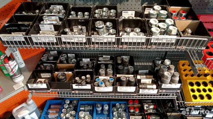 Грузовики и спецтехника