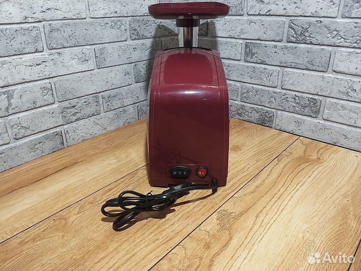 Мясорубка электрическая Ligrell LMG-2653VR