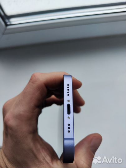 iPhone 12, 64 ГБ