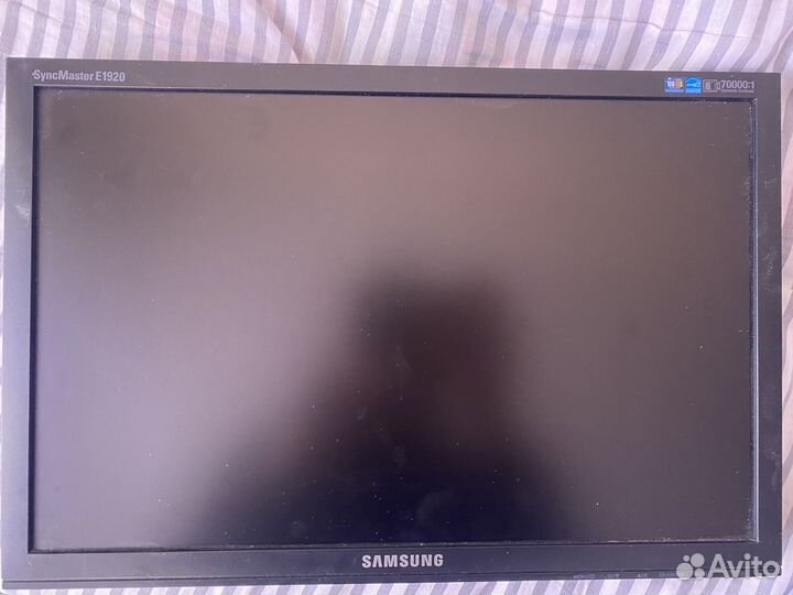 Монитор Samsung 19