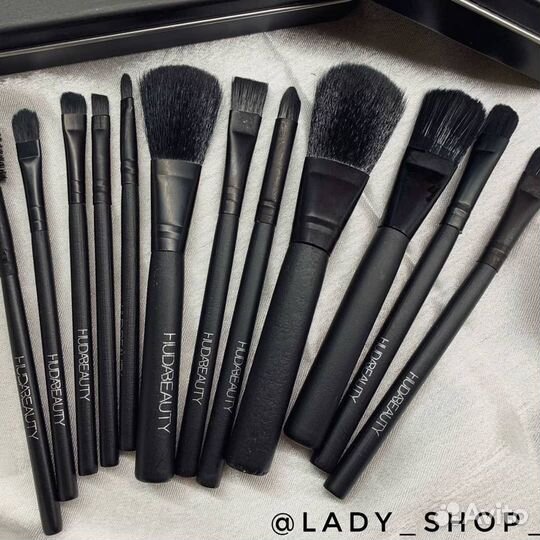 Кисти для макияжа новые