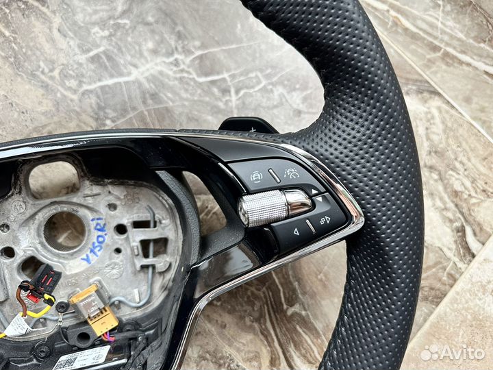 Руль skoda VRS 2022 MQB подогоев лепестки