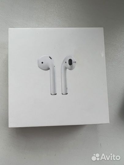Беспроводные наушники apple airpods