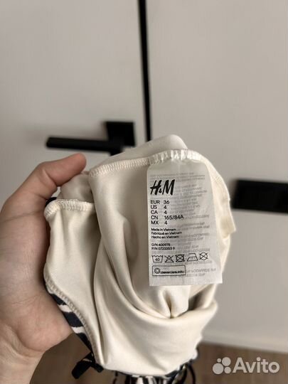 Купальник слитный hm новый