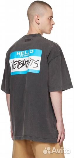 Футболка vetements
