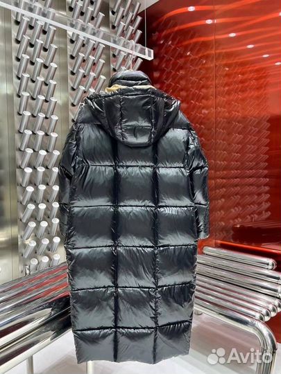 Moncler пальто