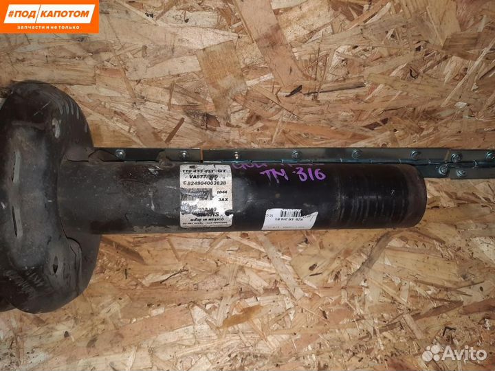 Стойка амортизатора передняя левая Volkswagen Golf