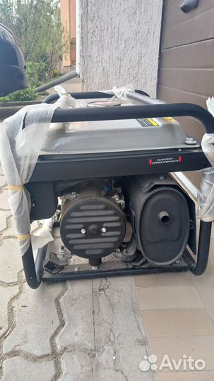 Электростанция бензиновая