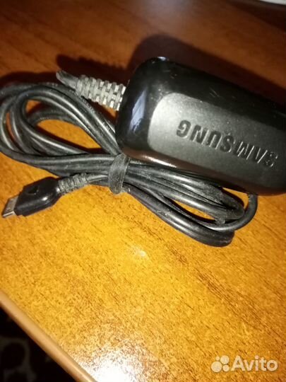 Наушники и зарядки