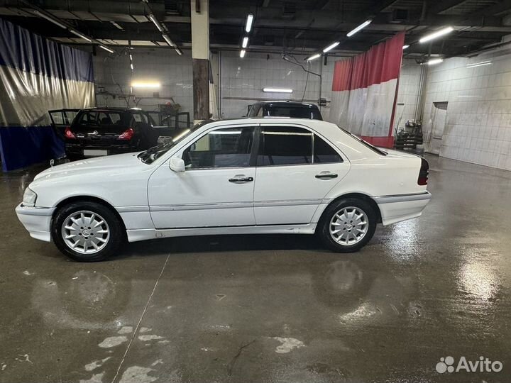 Mercedes-Benz C-класс 2.3 AT, 1999, 350 000 км