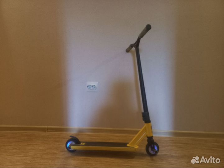 Трюковой самокат explore