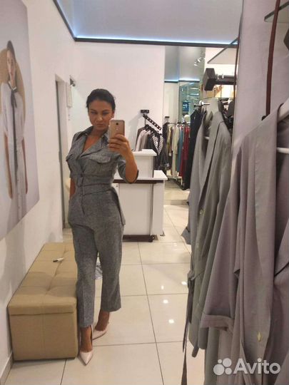 Стильный, презентабельный комбинезон