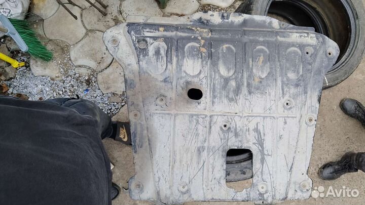 Защита двс рено дастер