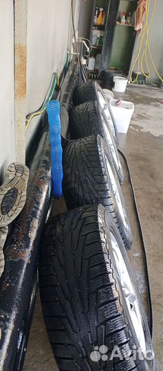 R18 Nokian Tyres Hakkapeliitta R 265/60, PCD 5x114.3 DIA 10