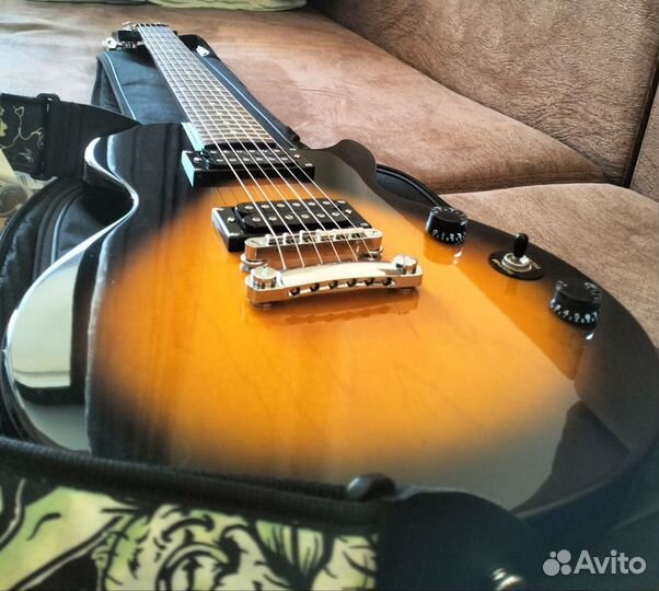 Электро гитара