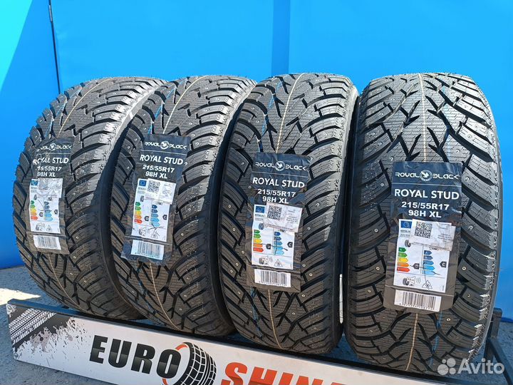 Royal Black Royal Stud 215/55 R17 97V