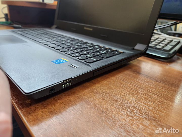 Ноутбук lenovo b50 30