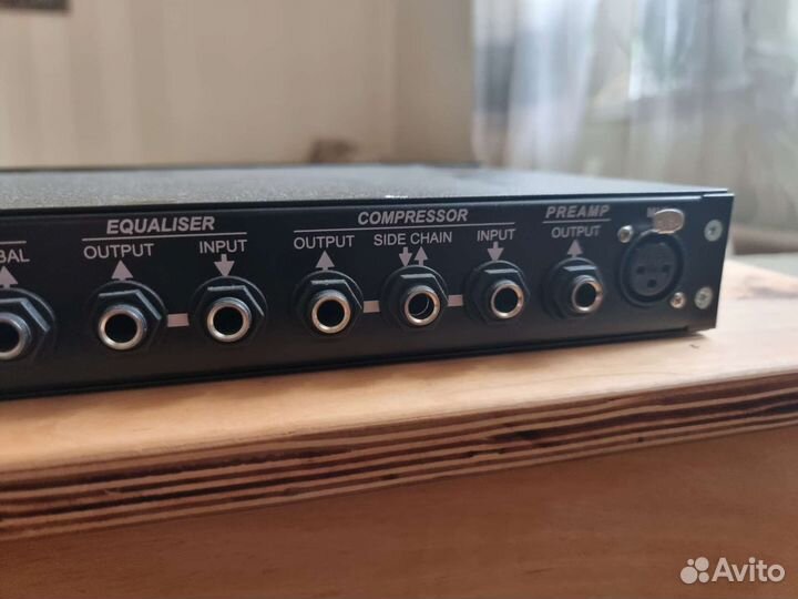 Микрофонный предусилитель Long Voice Master