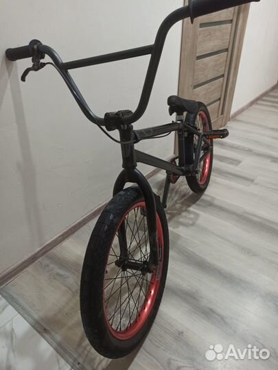 Велосипед BMX