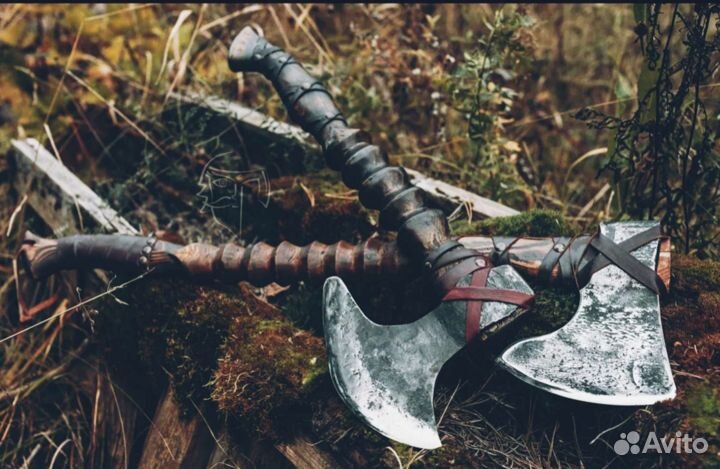 Кованый топор Акке