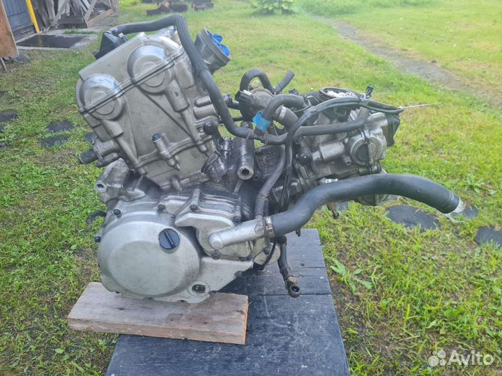 Suzuki V-Strom DL 650 двигатель всборе