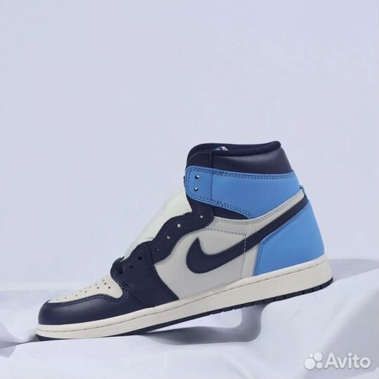 Air Jordan 1 Retro High OG Obsidian