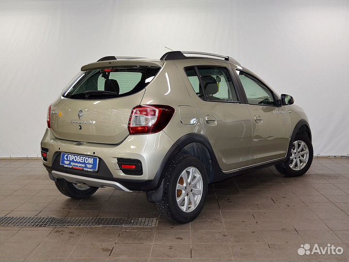 Renault Sandero Stepway 1.6 AT, 2017, 160 000 км