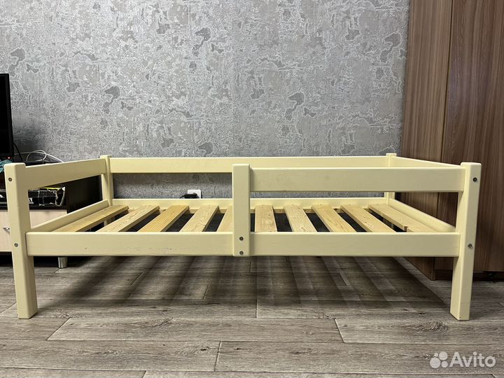 Продам детскую кровать