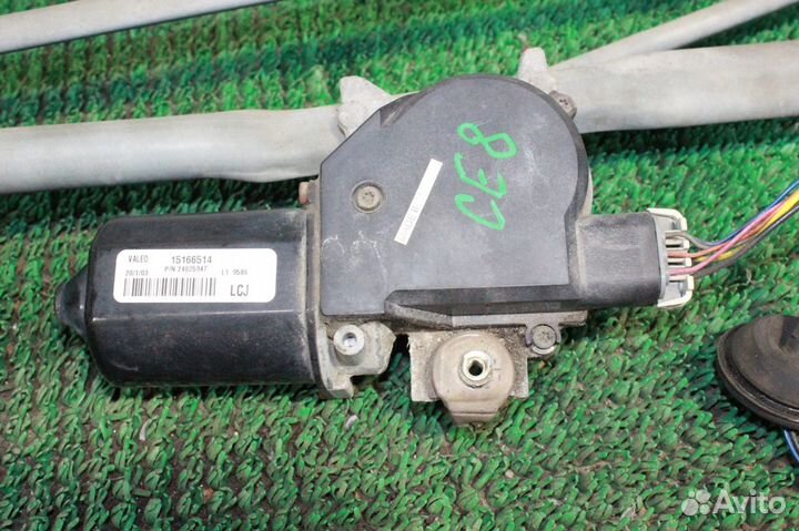 Механизм стеклоочистителя Cadillac Escalade GMT800