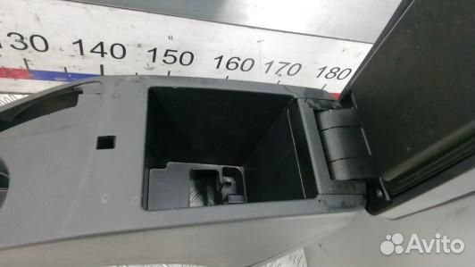 Подлокотник центральный KIA CEE'D 1 (SUK13IX01)