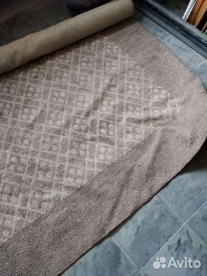 Палас 2на3 б.у