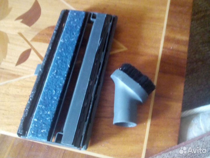 Щетка для моющего пылесоса