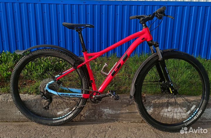 Велосипед GT avalanche comp 29