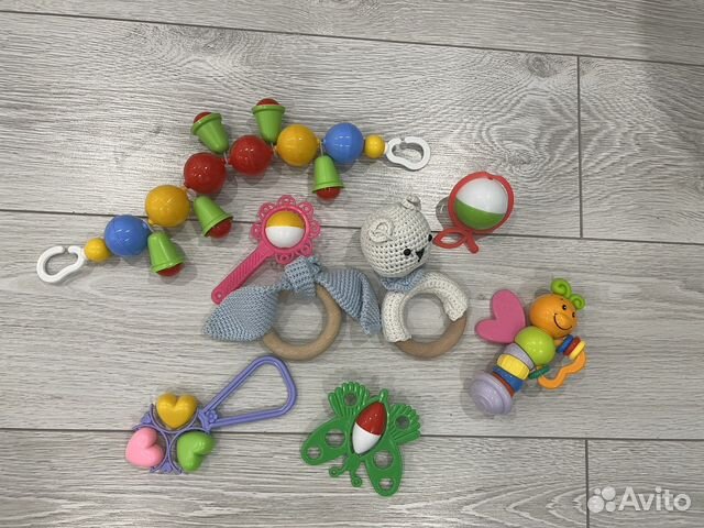 Игрушки-погремушки для малыша