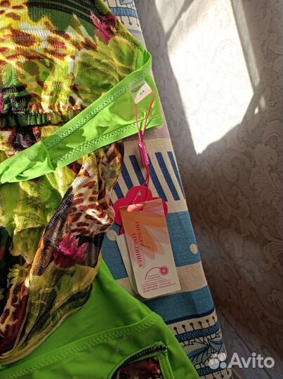 Купальник новый 44 размер